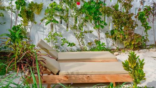 Makunduchi Resort | MAKU Oasis Villas and Studios