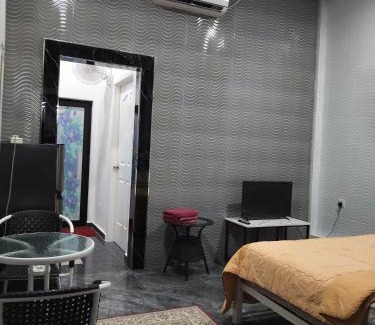 Central Seberang Perai House | Makwan Homestay C