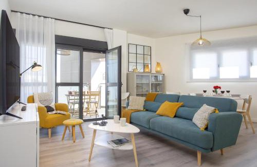 Cruz de Humilladero Apartment | -MalagaSunApts-Centre Pool&Parking Bus-Train Station