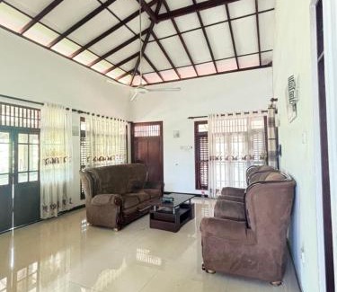 Welivitiya-Divithura House | Malas Place