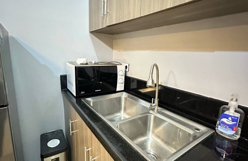 Ermita Night District Apartment | Malate Bayview Mansion