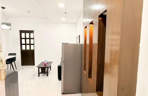 Ermita Night District Apartment | Malate Bayview Mansion