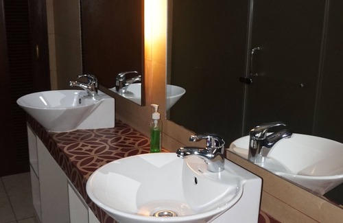 Ermita Night District Hotel | Malate Pensionne