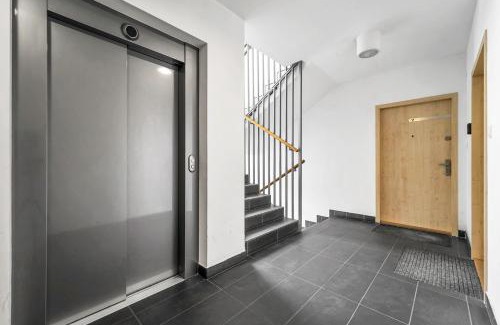 Targowek Apartment | Malborska Metro Kondratowicza Apartment