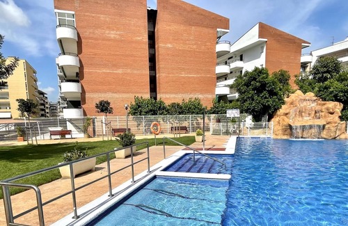 La Pineda Apartment | MALDIVAS III NEXT TO THE BEACH WITH SWIMMING POOL AND HEATED