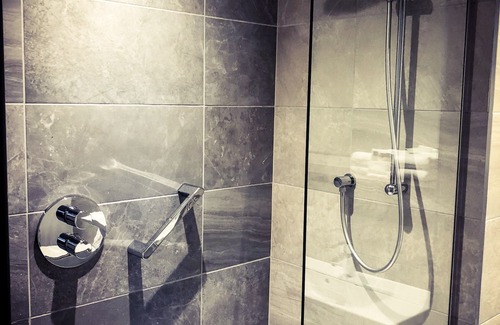 Belfast Central District Hotel | Maldron Hotel Belfast City