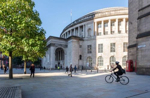 Manchester City Centre Hotel | Maldron Hotel Manchester Cathedral Quarter