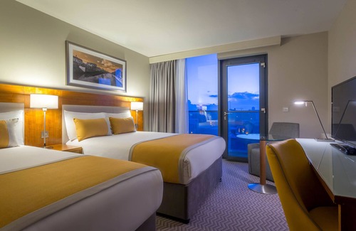 Galway City Centre Hotel | Maldron Hotel Sandy Road Galway