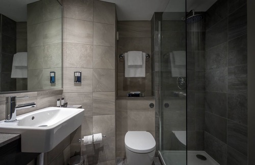 Galway City Centre Hotel | Maldron Hotel Sandy Road Galway