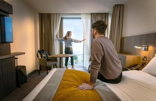 Galway City Centre Hotel | Maldron Hotel Sandy Road Galway