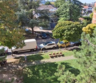Cite Paul Eluard House | Male shared room daily stay from 8pm-10am