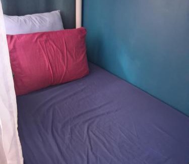 Cite Paul Eluard House | Male shared room daily stay from 8pm-10am