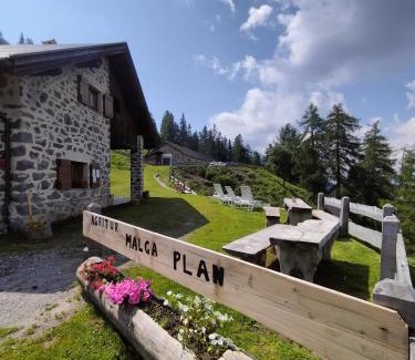 Massimeno House | Malga Plan