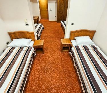 Podgorica Hotel | Mali Hotel BaMBiS