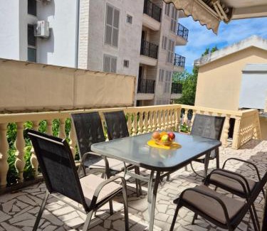 Przno House | Mali Miločer Bay Accommodation