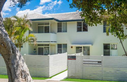Crescent Head Apartment | Maliblue 51 Main Street Crescent Head