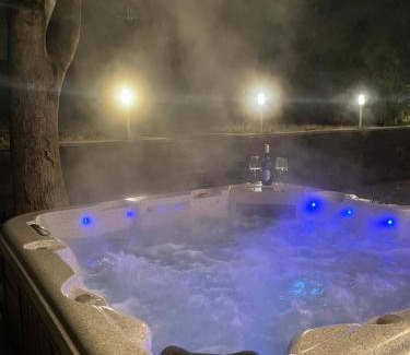 Miskolc-Tapolca Apartment | Malibu Apartman & Jacuzzi