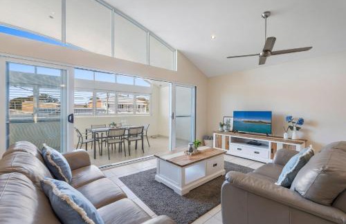Evans Head Apartment | Malibu Apartments Unit 1 and 2 - 5 Oak Street