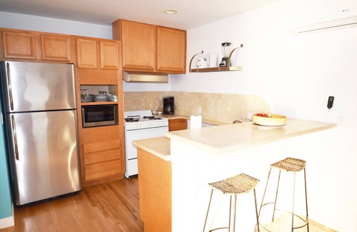 Eastern Malibu Apartment | Malibu Beach Paradise Apartments