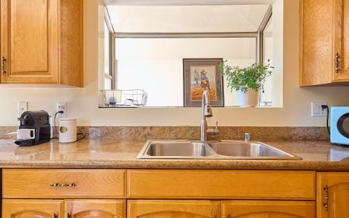 Malibu Apartment | Malibu Getaway In Nature - Close To Central Malibu