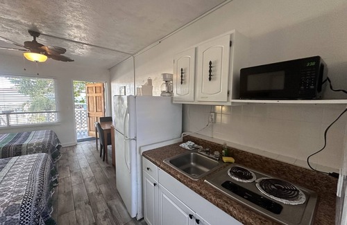 North Redington Beach Hotel | Malibu Resort Motel