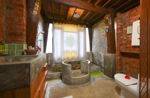 Kampung Shee Tan Cabin | MaliHom Private Estate
