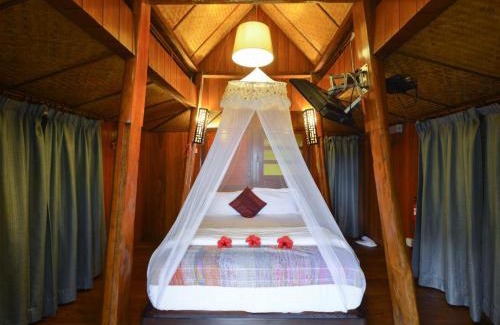 Kampung Shee Tan Cabin | MaliHom Private Estate
