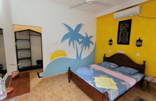 Hikkaduwa Bed & Breakfast | Malika's Yellow House