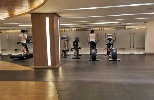 Barangay 76 Apartment | Mall of Asia condotel residence shore 3