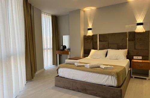 Kucukcekmece Hotel | Mall Off Palace