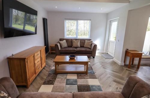 Penrith House | Mallard Cottage Lake District, Leisure Spa Pool & Gym