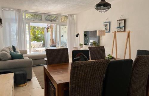 Selection Beach Apartment | Mallorca Beachfront Unit Umdloti