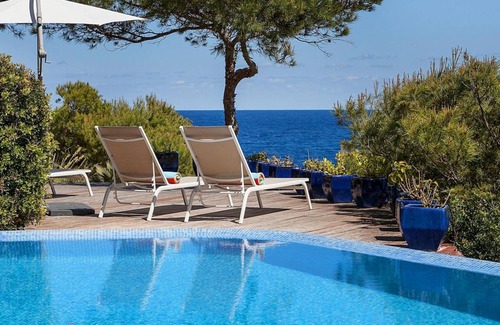 Provensals Villa | Mallorca front line property direct access to sea