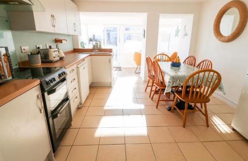 Malltraeth House | Malltraeth Cottage