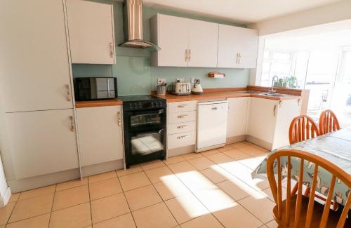 Malltraeth House | Malltraeth Cottage