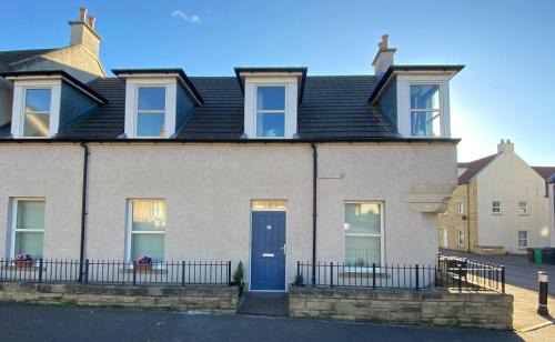 Kirkcaldy House | Maltings Apartment - Spacious 2 Bed Ground Floor Apartment