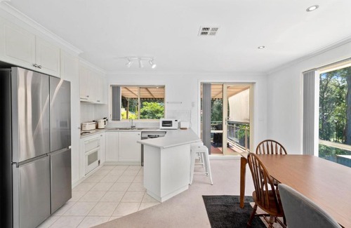 Malua Bay House | Malua House by the Bay