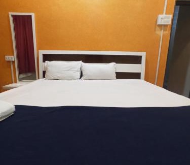 Sadashiv Peth House | Malwade Motel