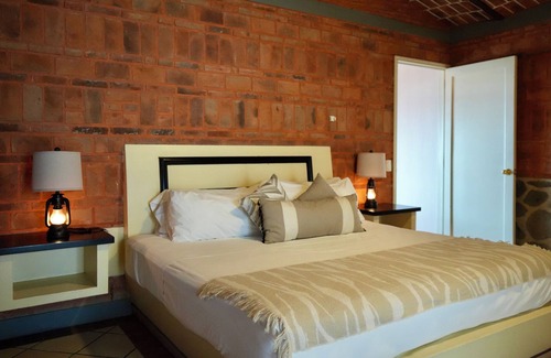 San Juan Cosala Hotel | Mama Chuy Hotel & Villas Ajijic
