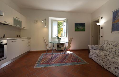 Mandello del Lario Apartment | Mamma Ciccia Holiday Home - Conventino