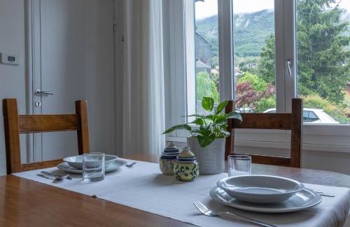 Mandello del Lario Apartment | Mamma Ciccia - La Ninfea apartment