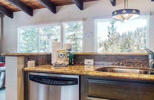 Mammoth Lakes Condo | Mammoth West 140 Pet-Friendly Updated Condo, Just A Short Walk to Canyon Lodge by RedAwning