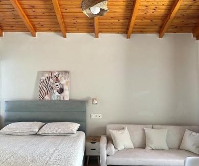 Mavrovouni House | Mamour Apartments in Mavrovouni