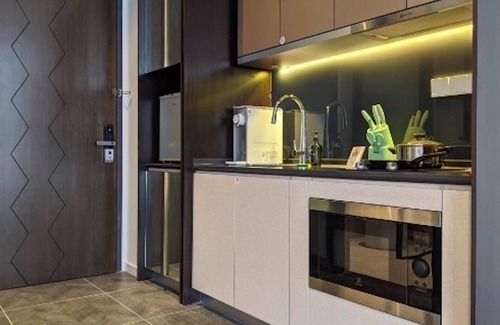 Kuala Lumpur City Centre Hotel | Mana-Mana Suites at Scarletz KLCC