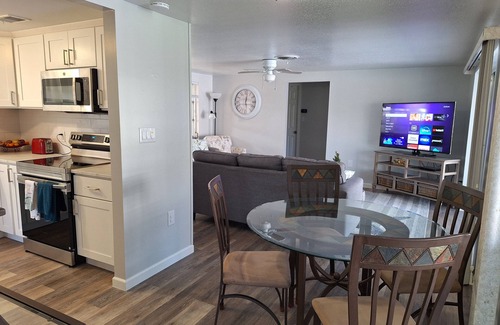 Englewood House | Manasota Key Retreat with free use of bikes and paddle board