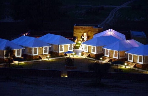 Kanoi Hotel | Manbha Camps And Resorts