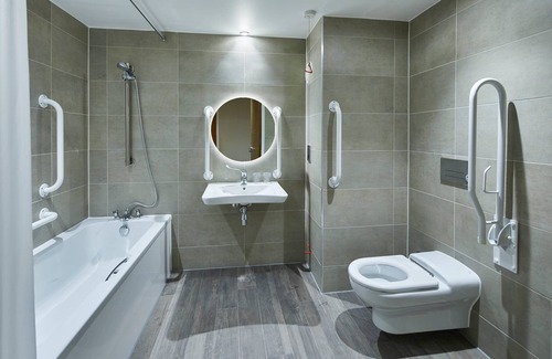 Manchester City Centre Hotel | Manchester Marriott Victoria & Albert Hotel
