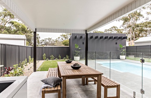 Callala Bay House | Mandala Beach House - Jervis Bay Ocean Views/Heated pool/Luxury/Fireplace/Aircon