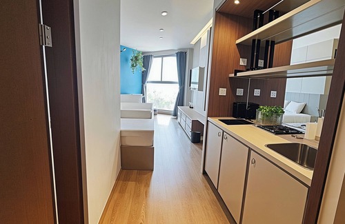 Suoi Nuoc Beach Apartment | Mandala Oceanfront Driftwood Apartment