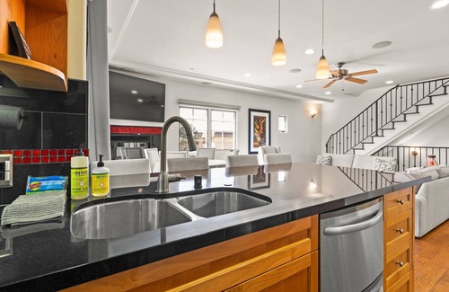 Oxnard Shores House | Mandalay Shores Townhome